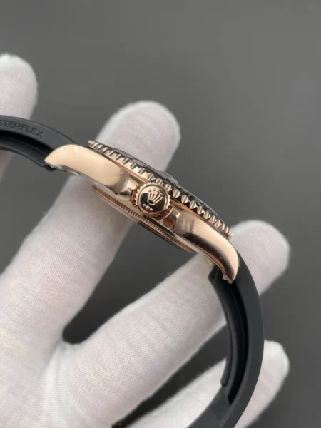 高仿勞力士 玫瑰金游艇 42mm 男士腕錶