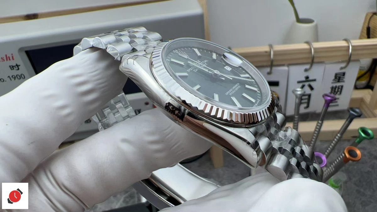 高仿勞力士Rolex-日誌型36 銀針綠盤