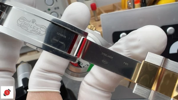 高仿勞力士Rolex-水鬼潛水錶 間金藍水鬼 41MM