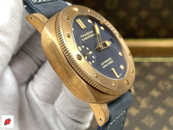 高仿沛納海-Panerai 潛行系列 PAM1074 42MM