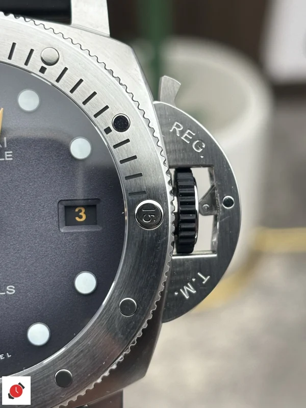 高仿沛納海-Panerai 潛行系列 PAM1323 44MM