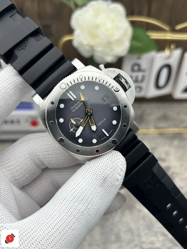 高仿沛納海-Panerai 潛行系列 PAM1323 44MM