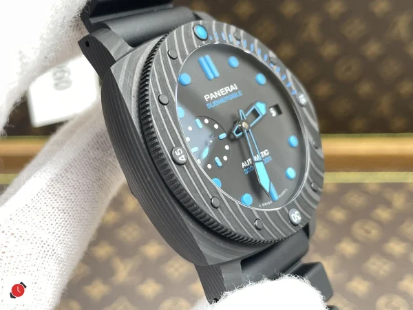 高仿沛納海-Panerai 潛行系列 PAM960 42MM