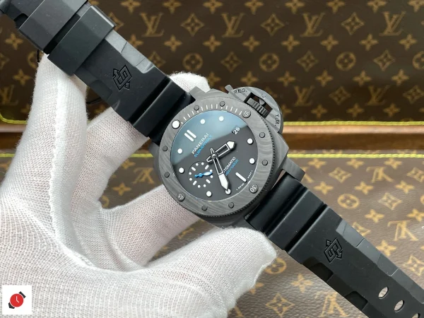 高仿沛納海-Panerai 潛行系列 PAM02231 42MM