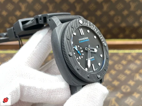 高仿沛納海-Panerai 潛行系列 PAM02231 42MM