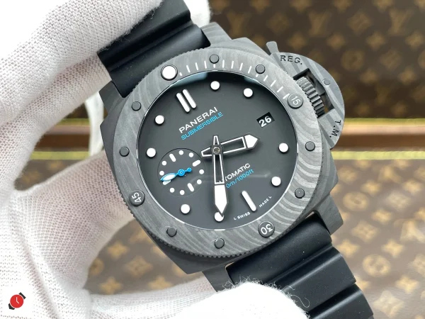 高仿沛納海-Panerai 潛行系列 PAM02231 42MM
