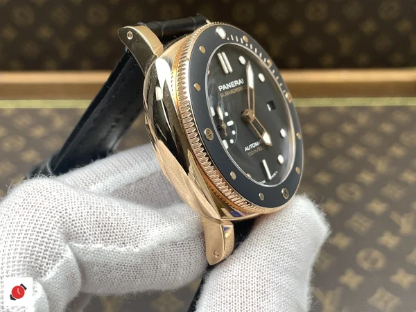 高仿沛納海-Panerai 潛行系列 PAM974 42MM