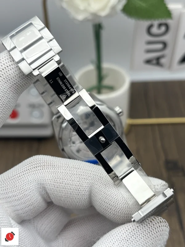 高仿歐米茄Omega-海馬150 AT150 柚木綠 41MM
