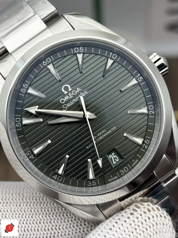 高仿歐米茄Omega-海馬150 AT150 柚木綠 41MM