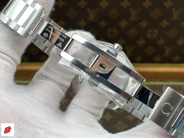 高仿歐米茄Omega-海馬150 AT150 大黃蜂 41MM