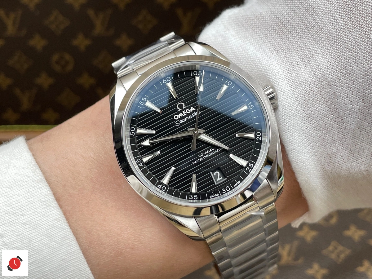 高仿歐米茄Omega-海馬150 AT150 柚木黑盤 41MM