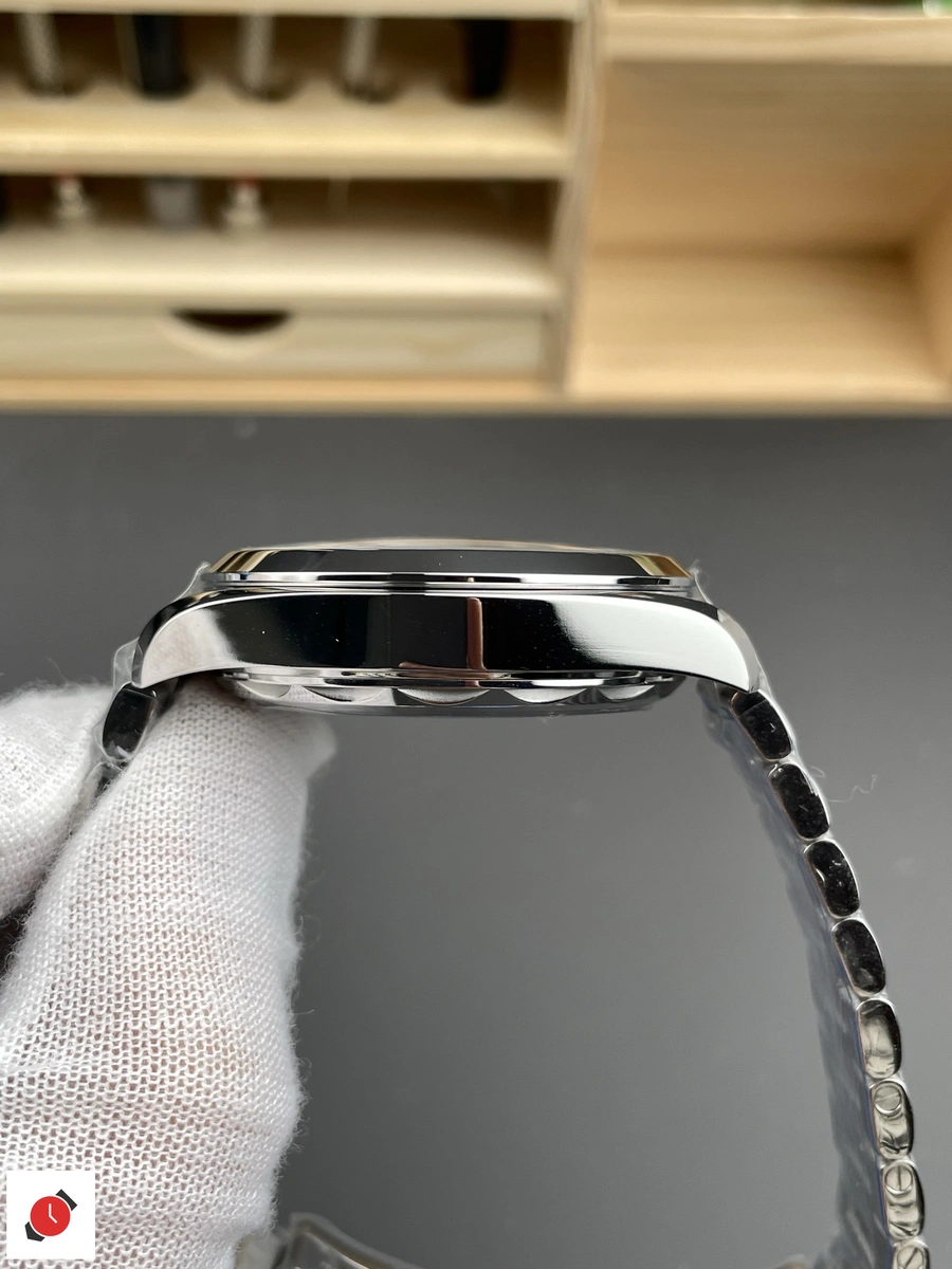 高仿歐米茄Omega-海馬150 AT150 綠松石盤 41MM