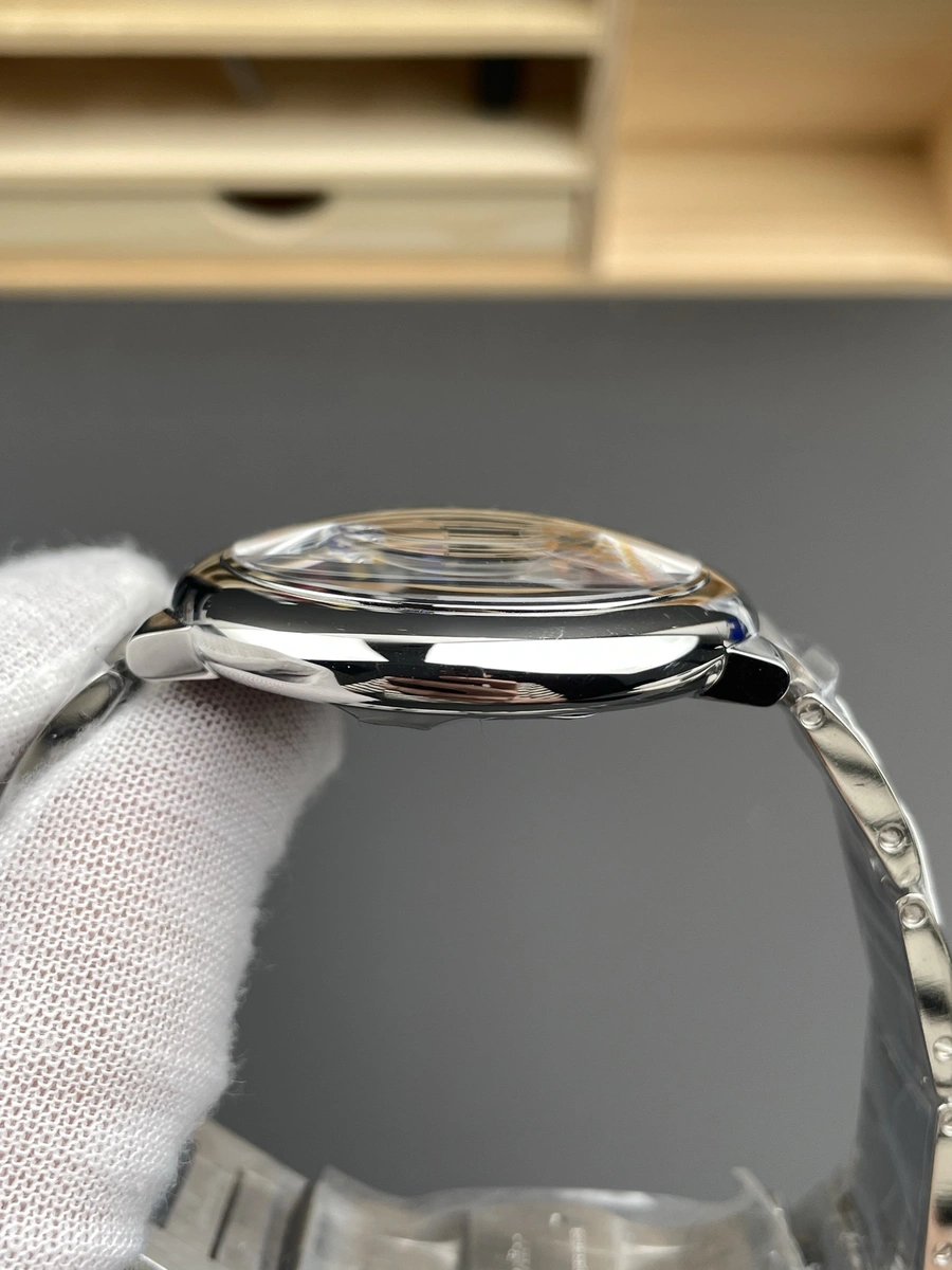 高仿卡地亞 Cartier 藍氣球 黑盤 42MM