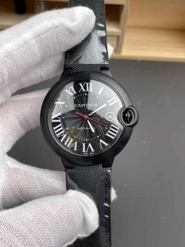 高仿卡地亞 Cartier 藍氣球 黑武士 42MM