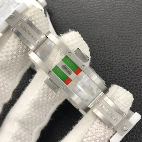 高仿AP-愛彼 皇家橡樹系列 白陶瓷萬年曆 41MM