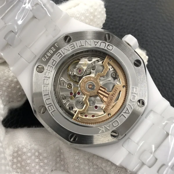 高仿AP-愛彼 皇家橡樹系列 白陶瓷萬年曆 41MM
