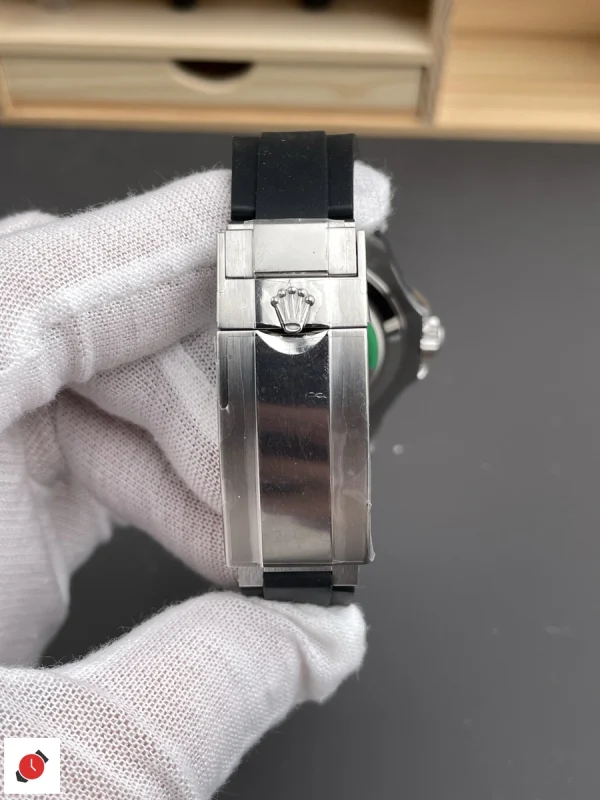 高仿勞力士Rolex 遊艇系列 白金滿鑽黑盤 42MM