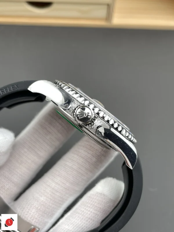 高仿勞力士Rolex 遊艇系列 白金滿鑽黑盤 42MM