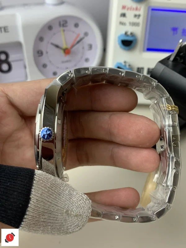 高仿江詩丹頓 縱橫四海系列 Vacheron Constantin 4500V 白盤