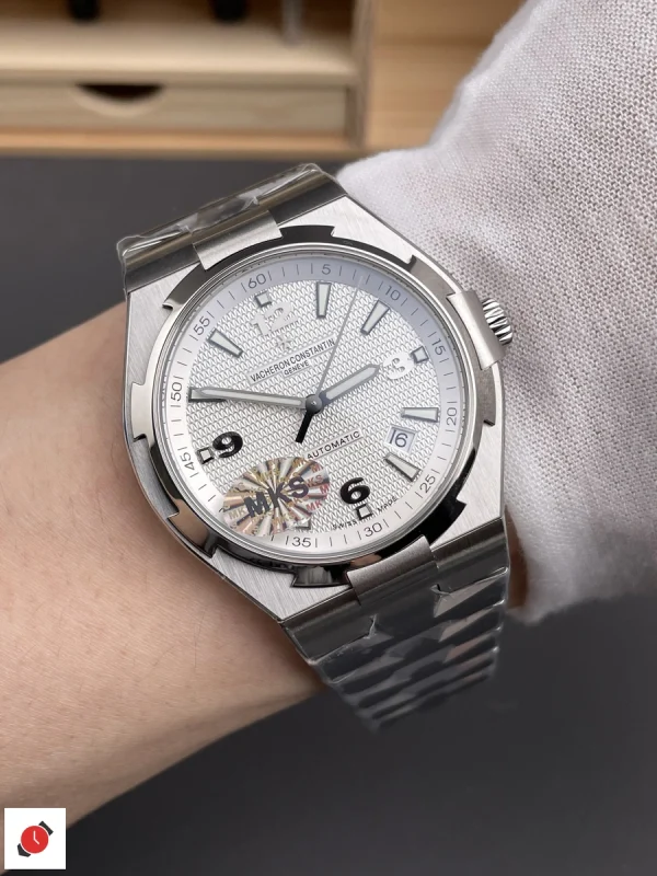 高仿江詩丹頓 縱橫四海系列 Vacheron Constantin 47040 白盤