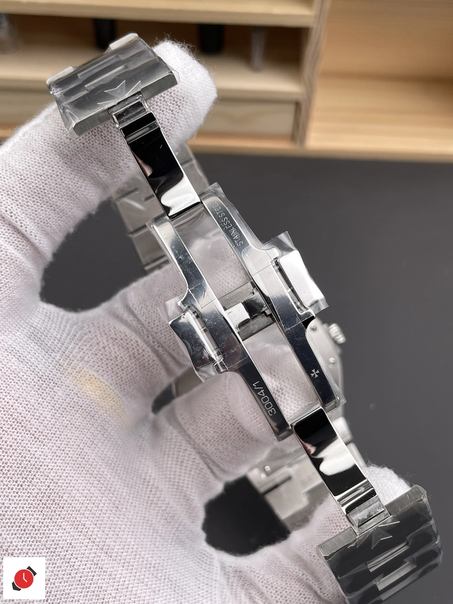 高仿江詩丹頓 縱橫四海系列 Vacheron Constantin 47040 白盤