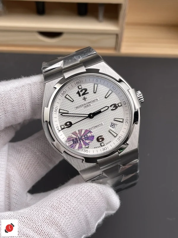 高仿江詩丹頓 縱橫四海系列 Vacheron Constantin 47040 白盤