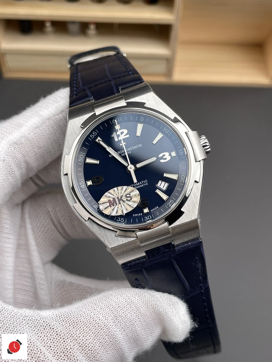 高仿江詩丹頓 縱橫四海系列 Vacheron Constantin 47040 藍盤