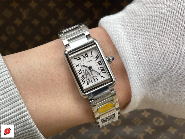高仿卡地亞 Cartier 坦克系列 Tank 白盤鋼帶小號 WSTA0107