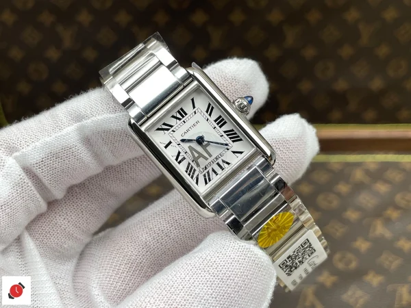 高仿卡地亞 Cartier 坦克系列 Tank 白盤鋼帶小號 WSTA0107