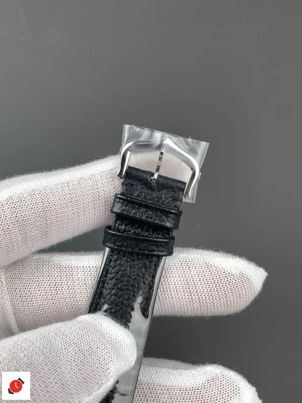 高仿卡地亞 Cartier 坦克系列 Tank 白盤皮帶中號 WSTA0041
