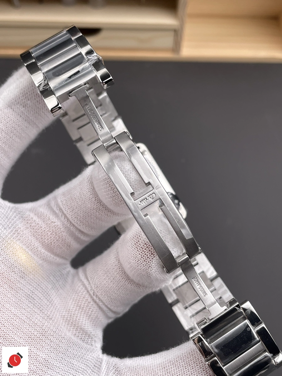 高仿卡地亞 Cartier 坦克系列 Tank 白盤鋼帶中號 WSTA0106