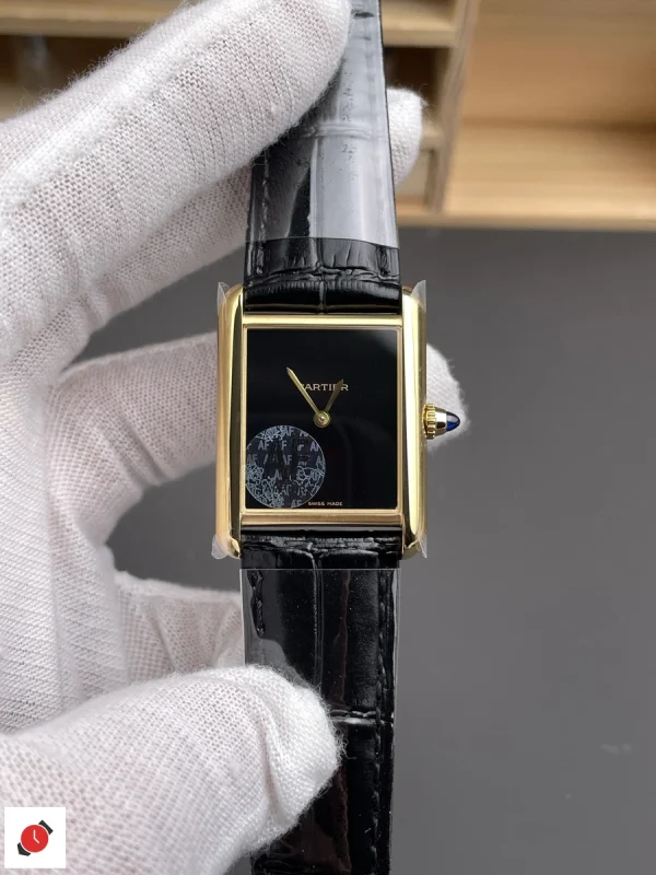 高仿卡地亞 Cartier 坦克系列 Tank 黑盤皮帶中號 WGTA0091