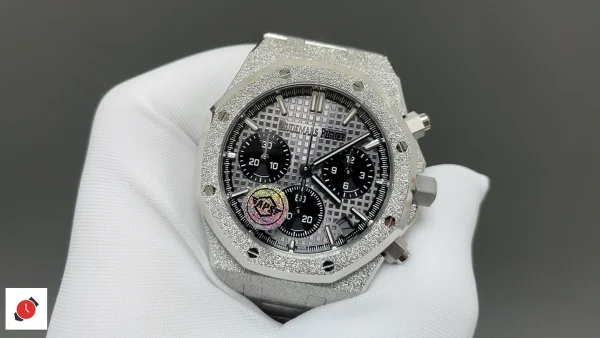 高仿AP-愛彼 皇家橡樹系列 26240 霜金熊貓眼 41MM