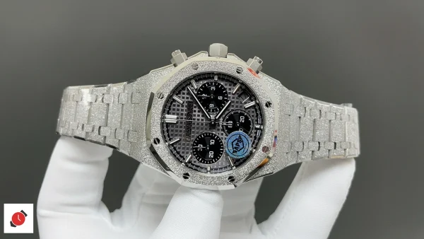 高仿AP-愛彼 皇家橡樹系列 26240 霜金熊貓眼 41MM