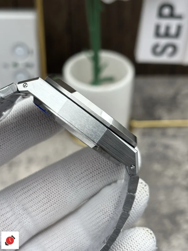 高仿AP-愛彼 皇家橡樹系列 26240 藍盤 41MM