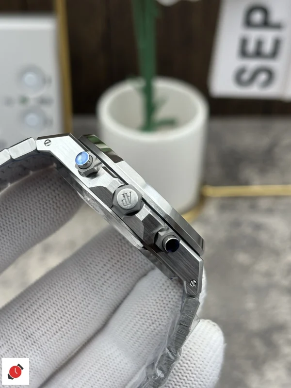 高仿AP-愛彼 皇家橡樹系列 26240 藍盤 41MM