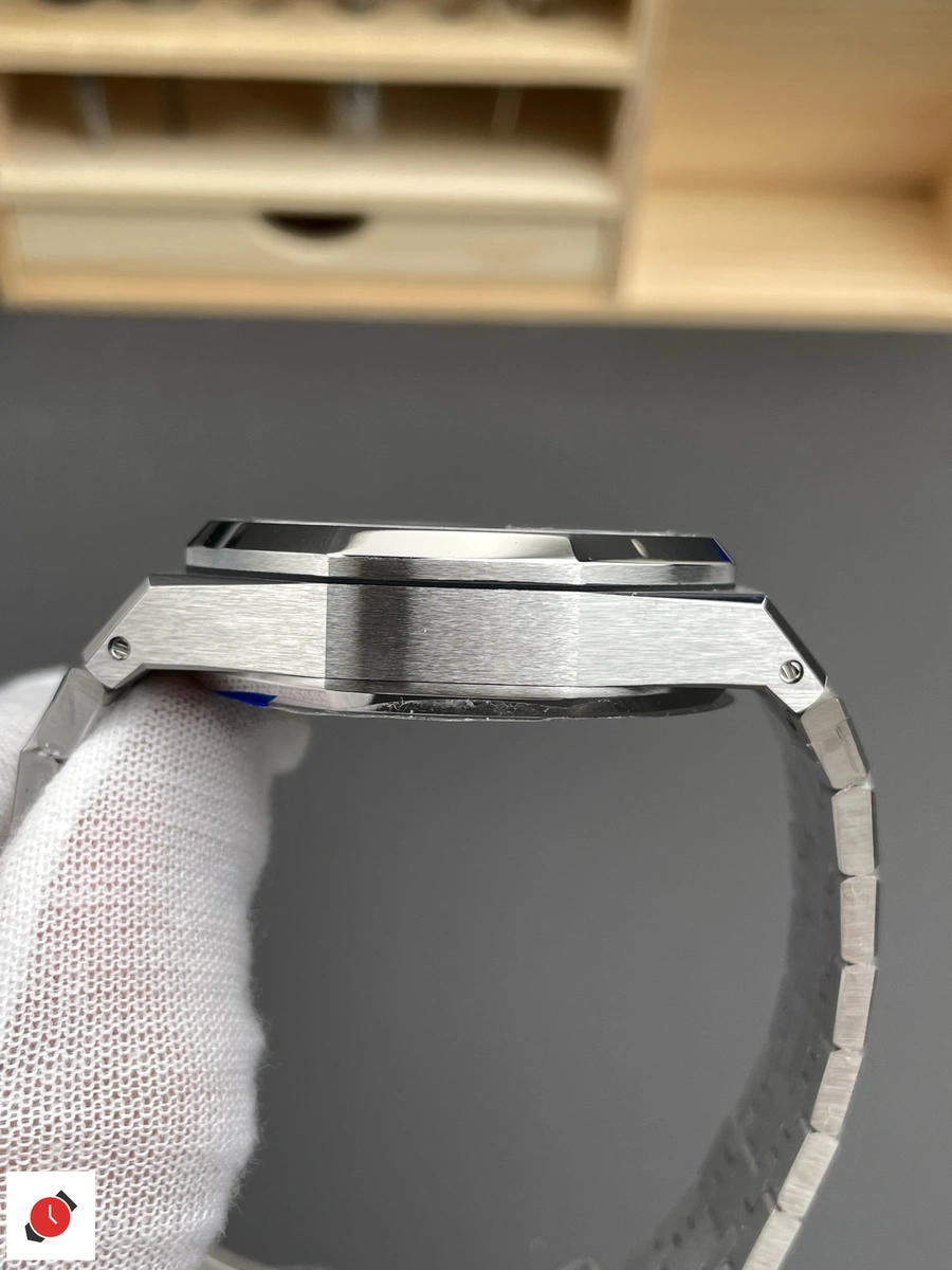 高仿AP-愛彼 皇家橡樹系列 26240 黑盤 41MM