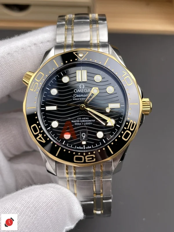 高仿歐米茄-Omega 海馬300系列 間金黑盤 42MM