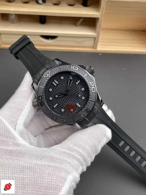 高仿歐米茄-Omega 海馬300系列 墨黑 42MM