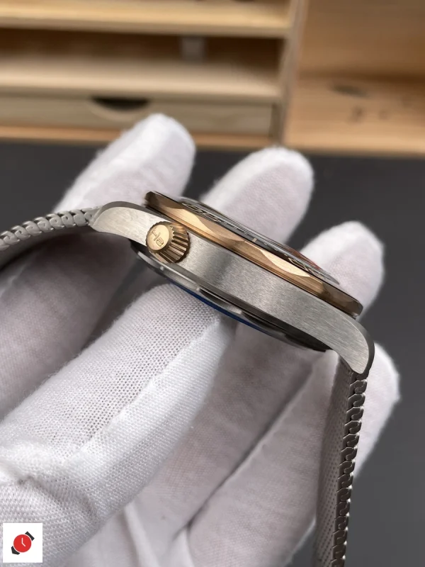 高仿歐米茄-Omega 海馬300系列 銅金綠盤 42MM