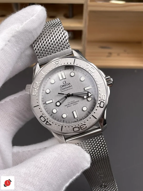 高仿歐米茄-Omega 海馬300系列 鈦金屬灰盤 42MM