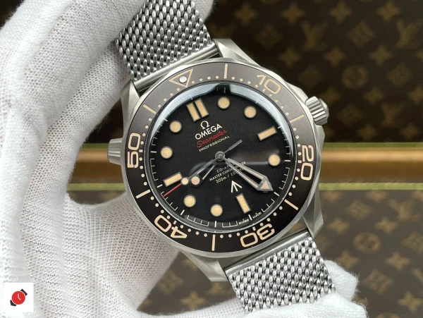 高仿歐米茄-Omega 海馬300系列 無暇赴死 鈦金屬黑盤 42MM
