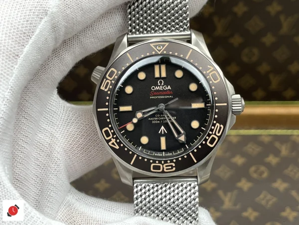 高仿歐米茄-Omega 海馬300系列 無暇赴死 鈦金屬黑盤 42MM