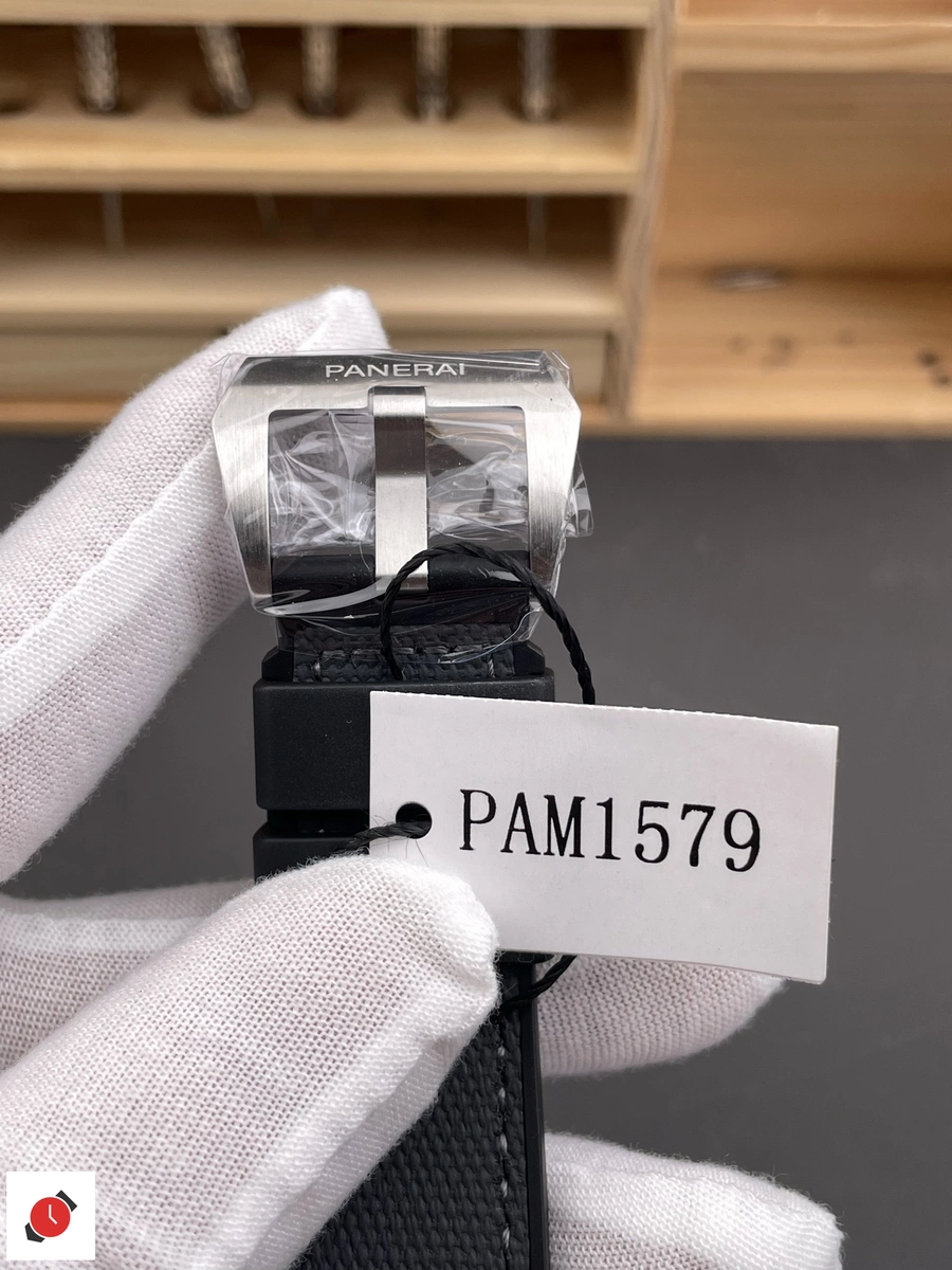 高仿沛納海-Panerai 潛行系列 PAM1579 42MM