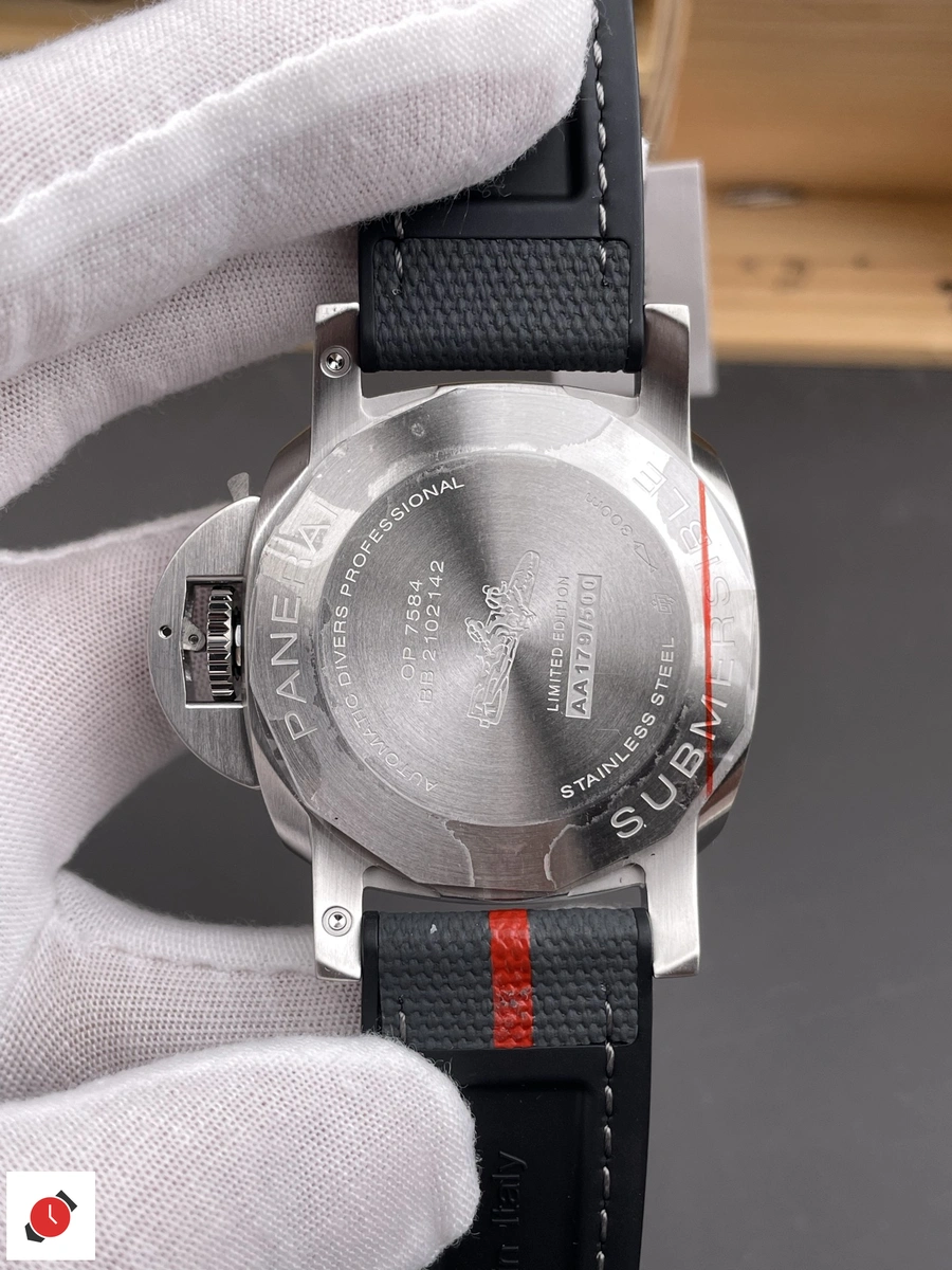 高仿沛納海-Panerai 潛行系列 PAM1579 42MM