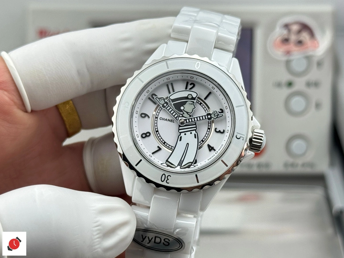 高仿香奈兒Chanel-J12 白色陶瓷-公仔特別款 38MM