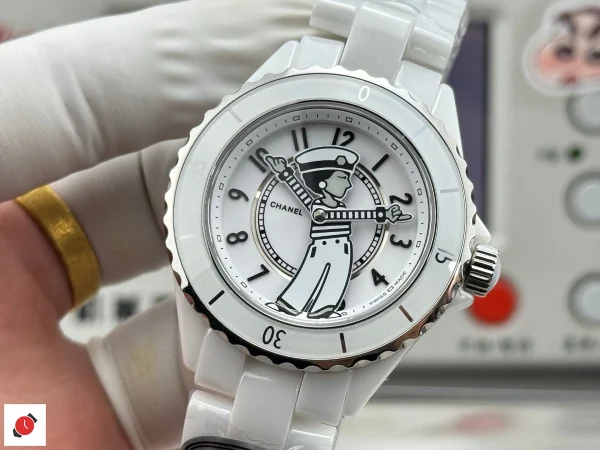 高仿香奈兒Chanel-J12 白色陶瓷-公仔特別款 38MM