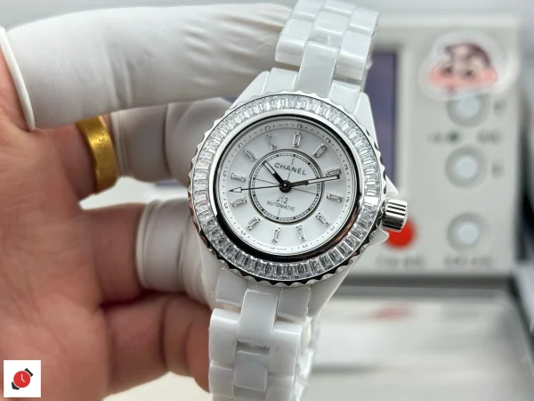 高仿香奈兒Chanel-J12 白色陶瓷方鑽 33MM