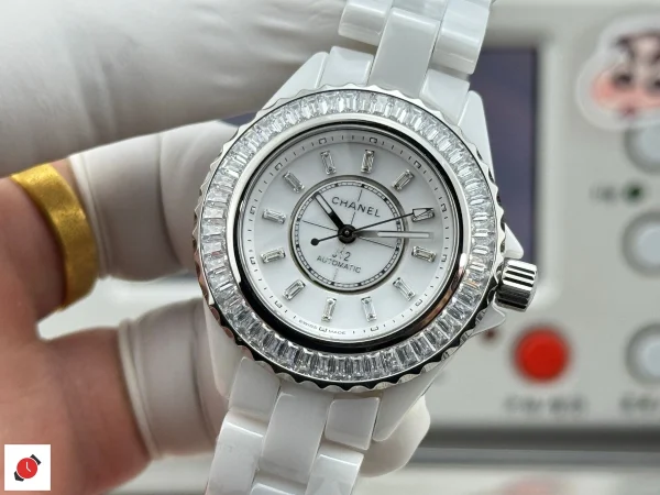 高仿香奈兒Chanel-J12 白色陶瓷方鑽 33MM