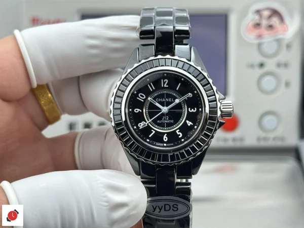 高仿香奈兒Chanel-J12 黑色冰糖鑽 33MM
